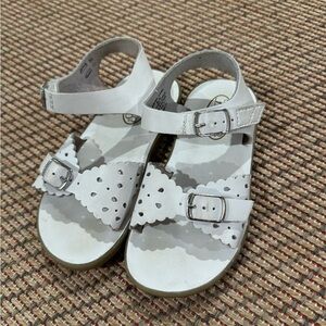 Footmates size 8 leather sandals